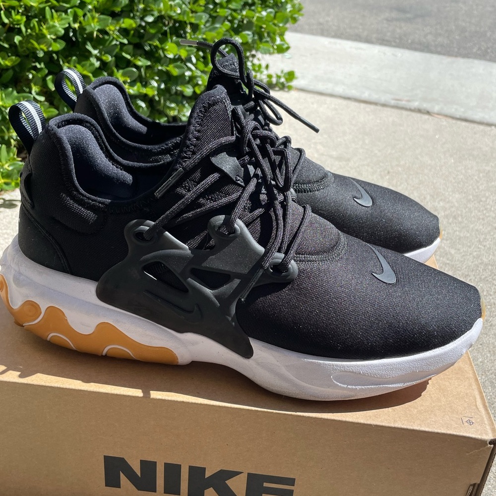 Nike air presto black size 11